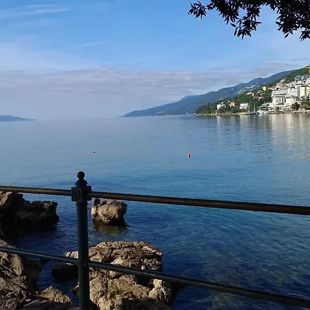 Beni - Cozy Retreat Near Opatija By Guide Matulji