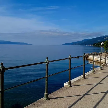 Beni - Cozy Retreat Near Opatija By Guide Apartman